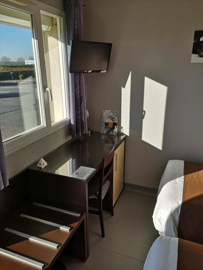 Villa Motel Stenay Екстер'єр фото